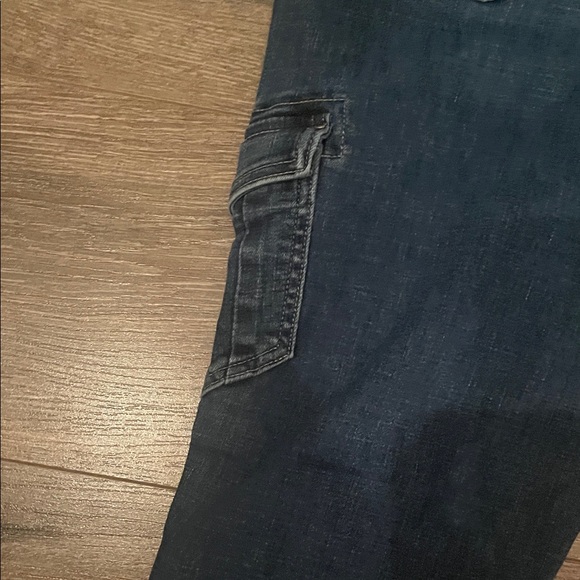 American Eagle Outfitters Women's Skinny Jeans - Dark and Medium Blue Bundle 2 - Picture 8 of 8